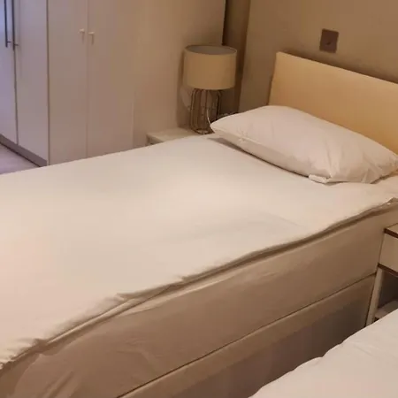 Apartment Traveleraddress - Crawford Place