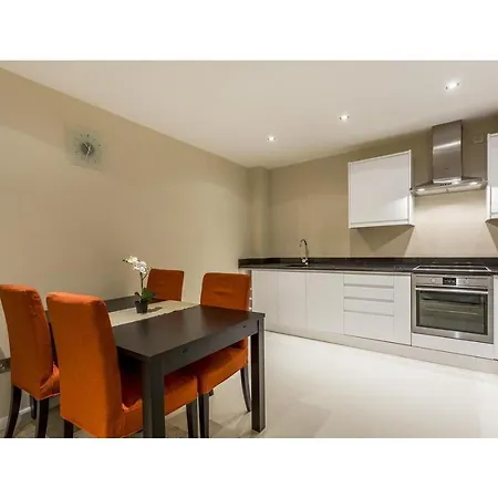 Traveleraddress - Crawford Place Apartment London