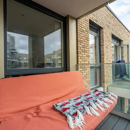 Apartment Modern & Cosy Flat In Kingston