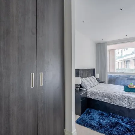 Apartment Modern & Cosy Flat In Kingston *
