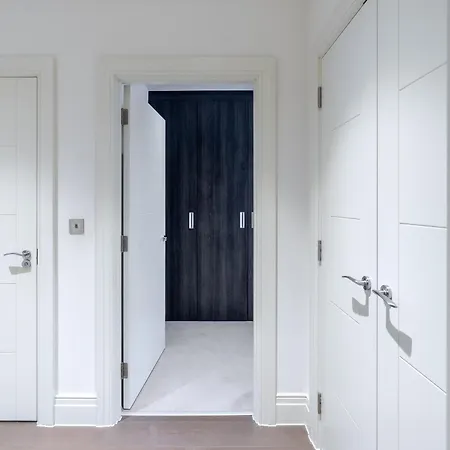 Apartment Modern & Cosy Flat In Kingston