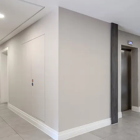Modern & Cosy Flat In Kingston