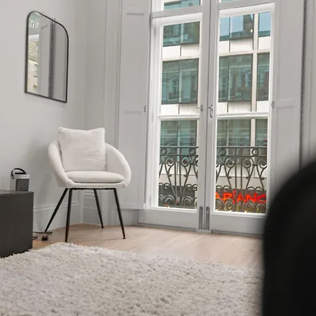 Londwell, Luxury Hyde Park & Paddington Loft Apartment