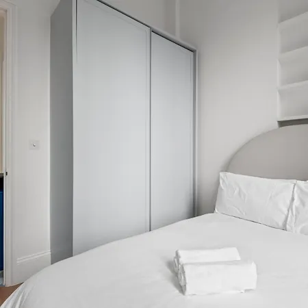 Londwell, Luxury Hyde Park & Paddington Loft