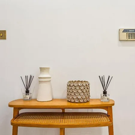 Luxury 2-bed Steps From Oxford Street Apartment London