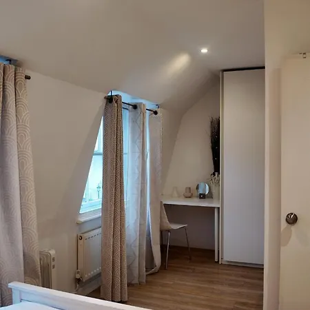 Apartment 3 Bhk Haymarket Leicester Square Soho Hy04 *