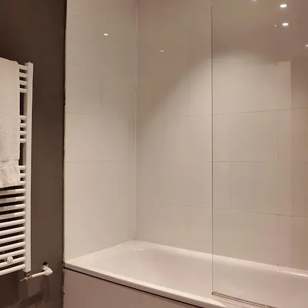 3 Bhk Haymarket Leicester Square Soho Hy04 * London