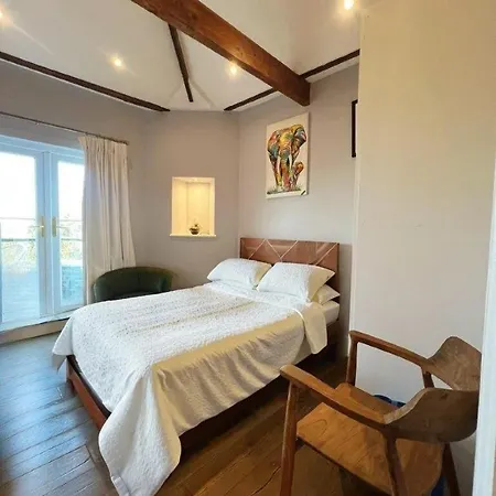 Apartment Flat With Panoramic Views *
