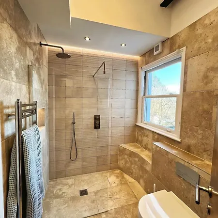 Apartment Flat With Panoramic Views *