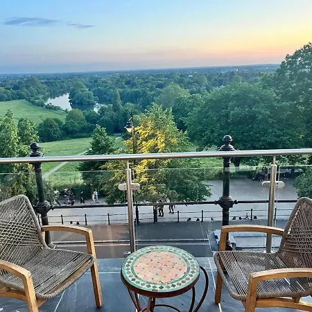 Flat With Panoramic Views Richmond (Greater London)
