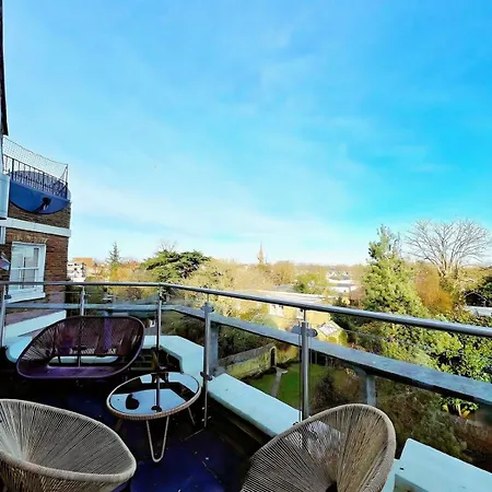 Flat With Panoramic Views