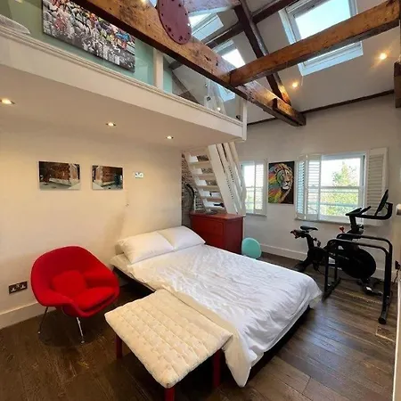 Flat With Panoramic Views *