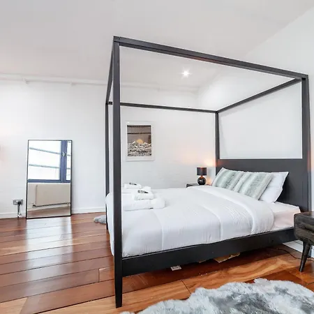 Penthouse 2br Duplex With Roof Terrace In Shoreditch Apartment *