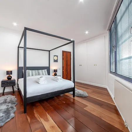 Apartment Penthouse 2br Duplex With Roof Terrace In Shoreditch London