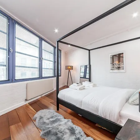 Penthouse 2br Duplex With Roof Terrace In Shoreditch Apartment