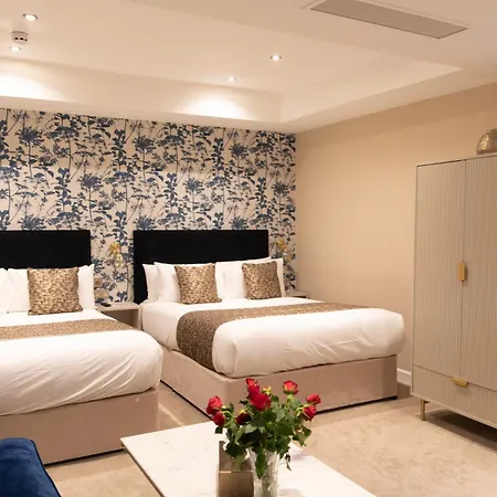 Reem Hotel