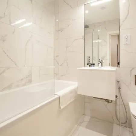 Traveleraddress - Crawford Place London