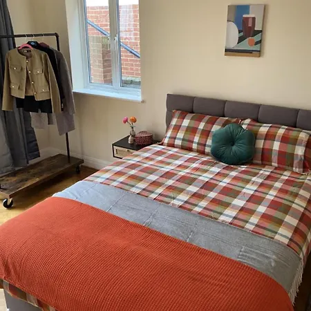Prime Location Heathrow Airport