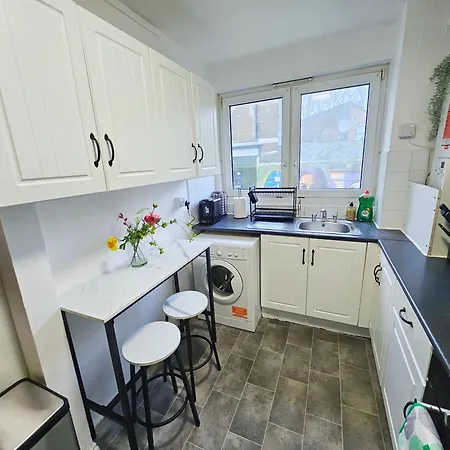 Wellington Apartment London
