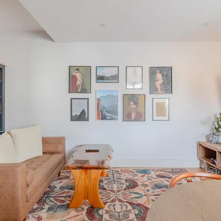 Apartment Beautifully Designed 1bd Flat Near Balham Station *