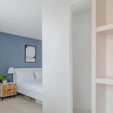 Apartment Beautifully Designed 1bd Flat Near Balham Station