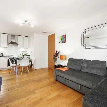 West End - Sleeps 5 - Amazing Location アパート
