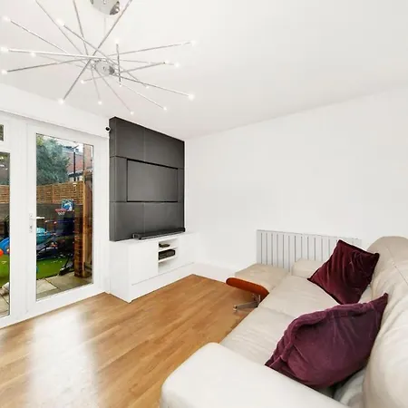 The Tower Bridge Holiday home