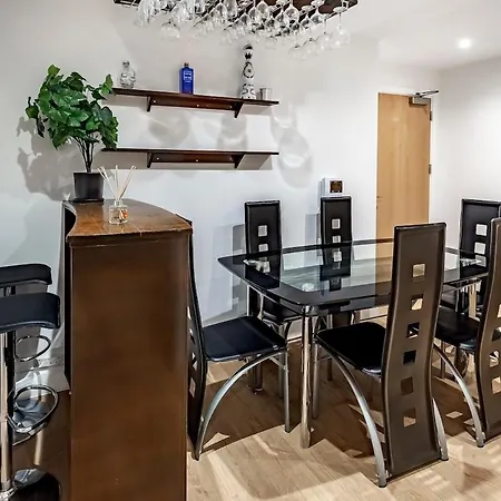 Cozy 2 Bedrooms, Devons Rd Dlr Apartamento Londres