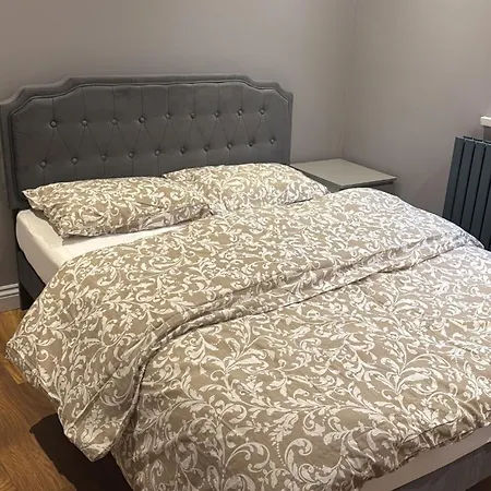 One Bed Flat In Clapham Junction