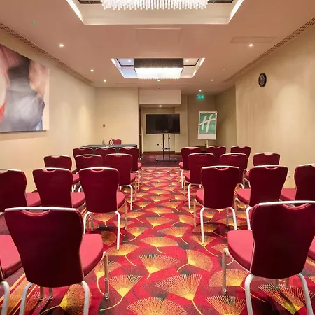Holiday Kensington High St. By Ihg Hotel 4*