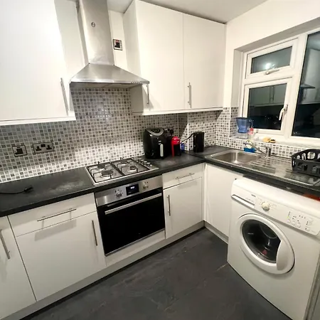 Cosy Flat 10 Mins From Station Apartment Beckenham