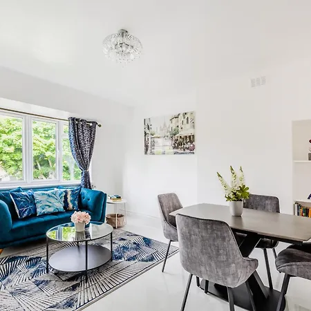 Lovely 2br Battersea, 7min Clapham Junction St Apartment *