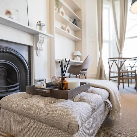 Elegant 1 Bed Kensington Flat- Sleeps 4 Londres
