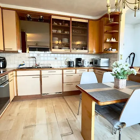 62 Regents Park By Aljoori Apartment *