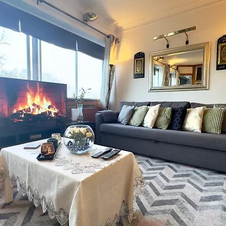62 Regents Park By Aljoori Apartment *
