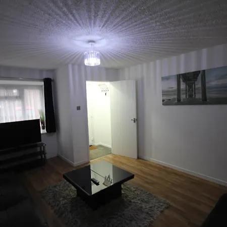 Apartment Wooburn Place *