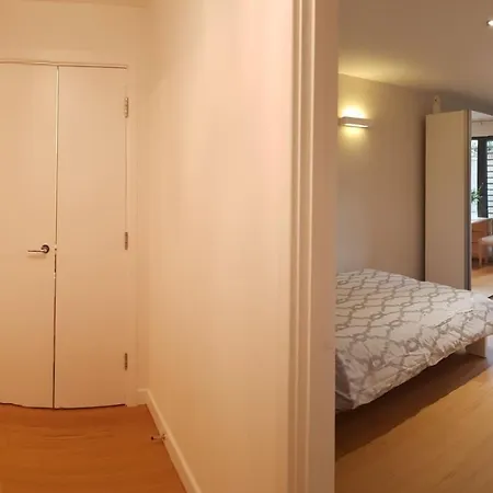 Beautiful Located In West Kensington Fulham Chelsea Apartment *