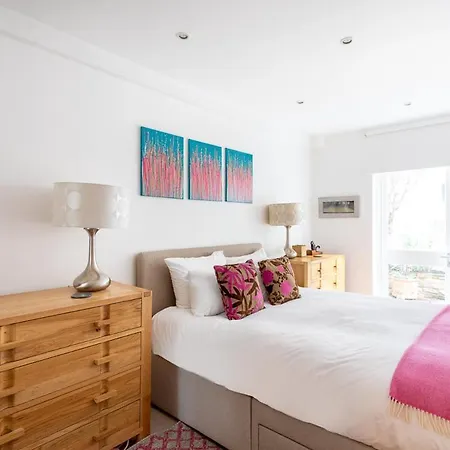 Cosy Pimlico Retreat London