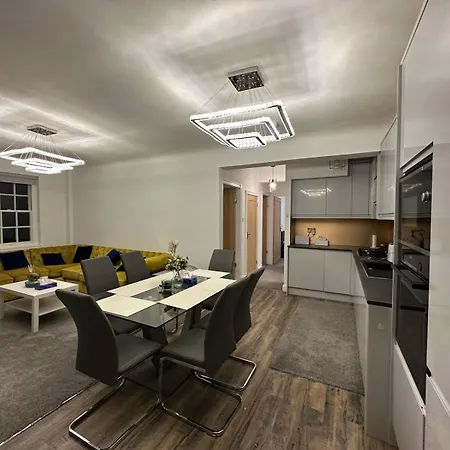 Apartment Kensington London