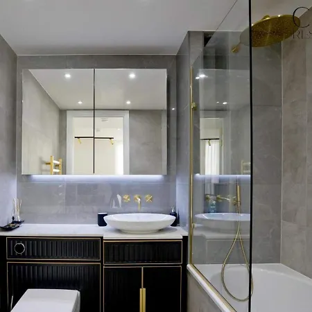 Luxury Retreat - 1 Bed Fully Equipped