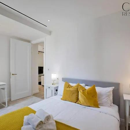 Luxury Retreat - 1 Bed Fully Equipped Apartment London