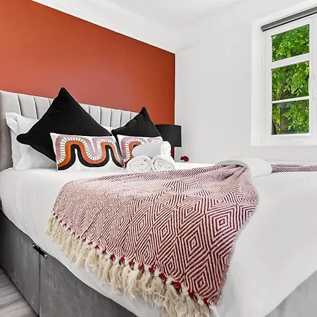 Trendy Finchley 2 Bed Gem Slp 6 With Free Parking * London