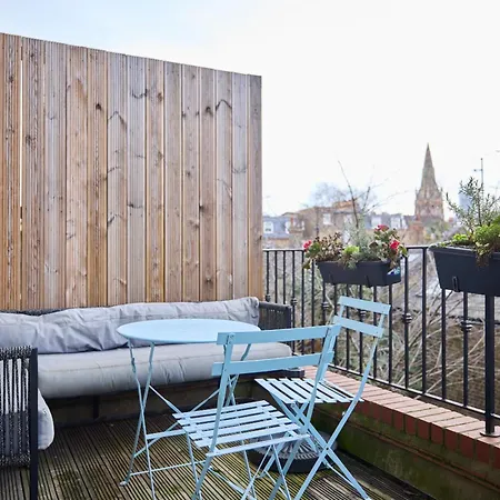 The Chelsea Gem - Charming 1bdr With Balcony *