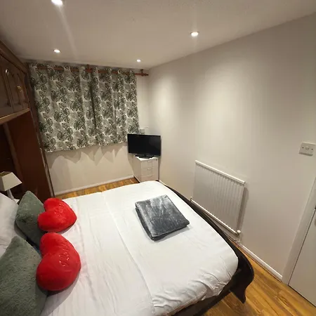 Bel Great Homestay London
