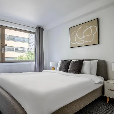 Blueground Of Concierge Nr Station Lon-394 Apartment *