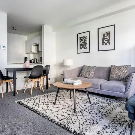 Blueground Of Concierge Nr Station Lon-394 * London