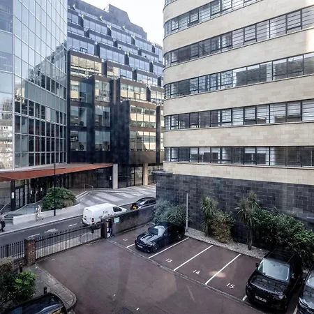 Blueground Of Concierge Nr Station Lon-394 Apartment