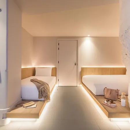 Hotel Zedwell Underground Tottenham Court Rd 3*