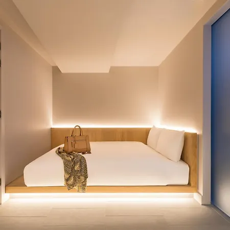 Zedwell Underground Tottenham Court Rd Hotel Londres