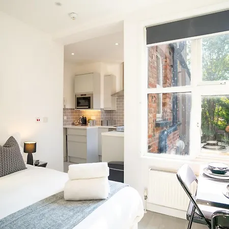 Tranquil Retreat In Apartment